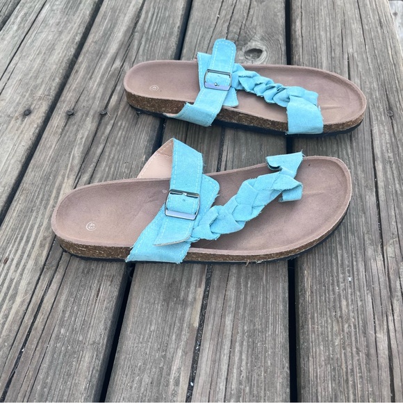 BRAIDED TEAL SLIP ON SANDALS WOMENS 10.5 THONG TOE WITH FLAT BUCKLE - Picture 2 of 6